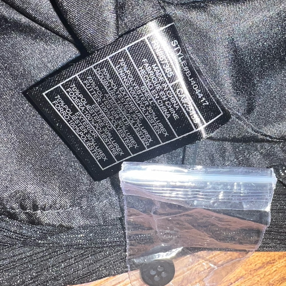 BB Dakota Black Whimsical Chic Shimmer Mock Neck Keyhole Back Blouse Size S - Picture 13 of 15